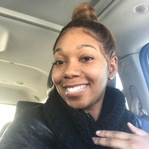 Meet your Posher, Nicole